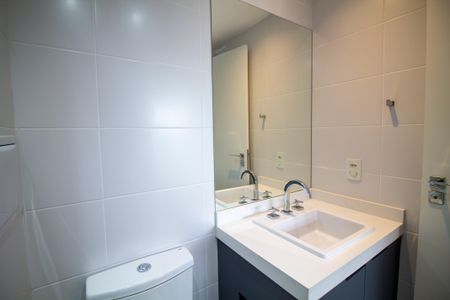 Studio para alugar com 25m², 1 quarto e sem vaga Studio para alugar com 25m², 1 quarto e sem vagaBanheiro