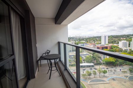 Studio para alugar com 25m², 1 quarto e sem vaga Studio para alugar com 25m², 1 quarto e sem vagaTerraço
