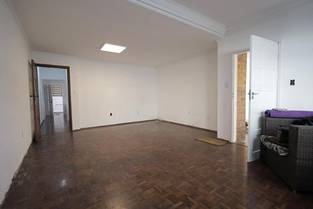 Casa à venda com 146m², 3 quartos e 2 vagasSala