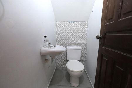 Casa à venda com 146m², 3 quartos e 2 vagasBanheiro 1