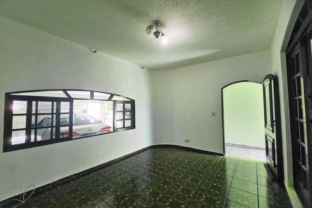 Casa para alugar com 3 quartos, 90m² em Vila Antonieta, São Paulo