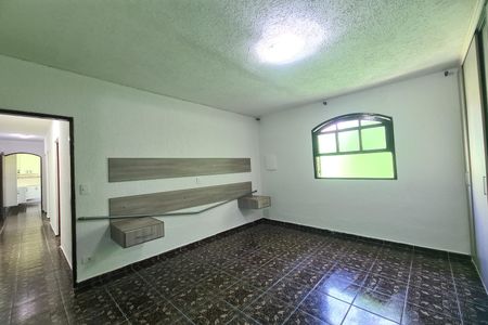 Quarto de casa para alugar com 3 quartos, 160m² em Vila Antonieta, São Paulo