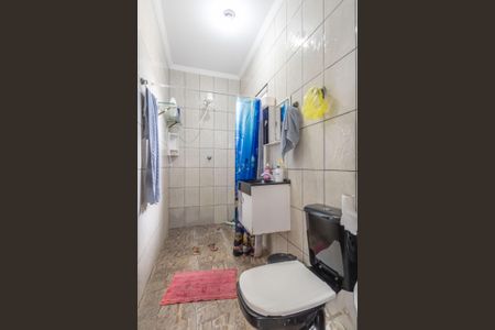 Casa à venda com 80m², 2 quartos e sem vaga Casa à venda com 80m², 2 quartos e sem vagaBanheiro