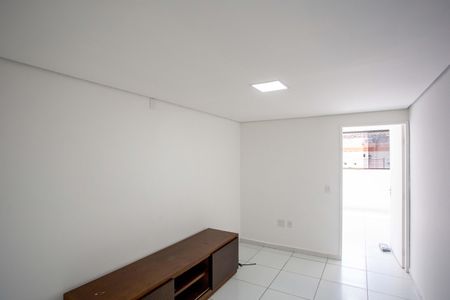 Sala de casa para alugar com 2 quartos, 70m² em Vila Padre Anchieta, Diadema
