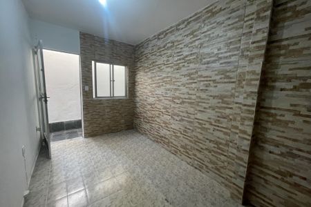 Sala de casa para alugar com 2 quartos, 101m² em Vila Centenario, Duque de Caxias