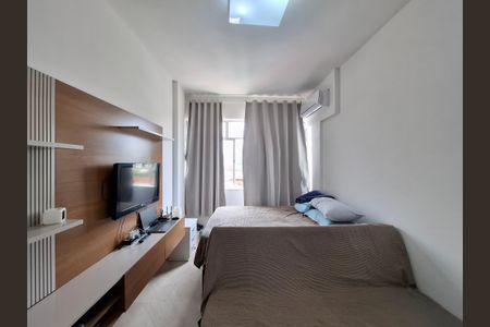 Sala/Quarto de apartamento à venda com 1 quarto, 35m² em Centro, Rio de Janeiro