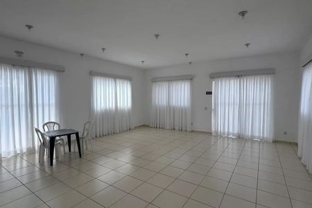 Apartamento à venda com 48m², 2 quartos e 1 vagaSala