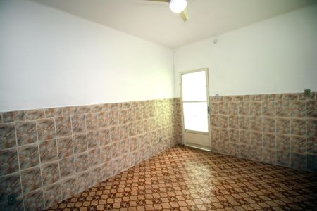 Sala de casa para alugar com 2 quartos, 62m² em Olaria, Rio de Janeiro