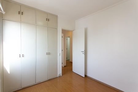 Apartamento à venda com 99m², 3 quartos e 1 vaga Apartamento à venda com 99m², 3 quartos e 1 vagaQuarto 3