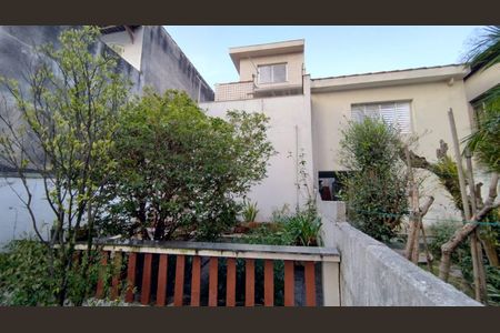 Casa à venda com 250m², 3 quartos e 2 vagasQuintal