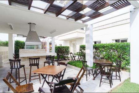 Apartamento para alugar com 71m², 3 quartos e 2 vagas Apartamento para alugar com 71m², 3 quartos e 2 vagasÁrea comum - Churrasqueira