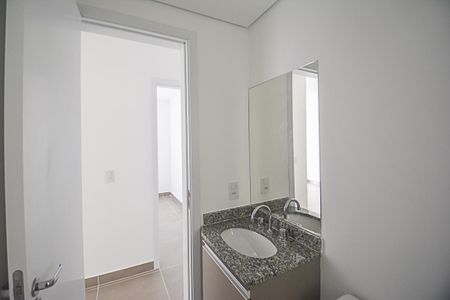 Apartamento para alugar com 71m², 3 quartos e 2 vagas Apartamento para alugar com 71m², 3 quartos e 2 vagasBanheiro