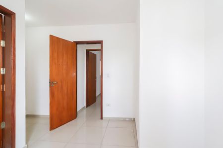 Quarto 1 - Suíte de casa de condomínio para alugar com 2 quartos, 64m² em Jardim Redil, São Paulo