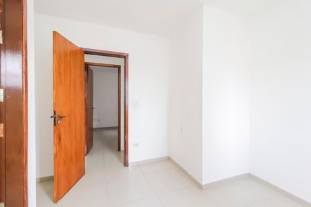 Quarto 1 - Suíte de casa de condomínio para alugar com 2 quartos, 64m² em Jardim Redil, São Paulo