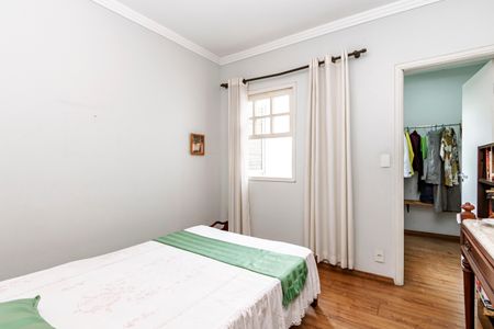 Casa à venda com 300m², 3 quartos e 2 vagasQuarto 2