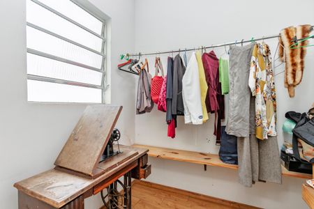Casa à venda com 300m², 3 quartos e 2 vagasCloset do Quarto 2