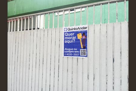 Casa à venda com 300m², 3 quartos e 2 vagasFachada - Placa