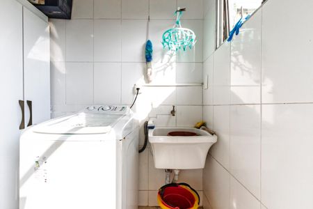 Casa à venda com 300m², 3 quartos e 2 vagasLavanderia