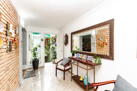 Casa à venda com 300m², 3 quartos e 2 vagasHall de Entrada