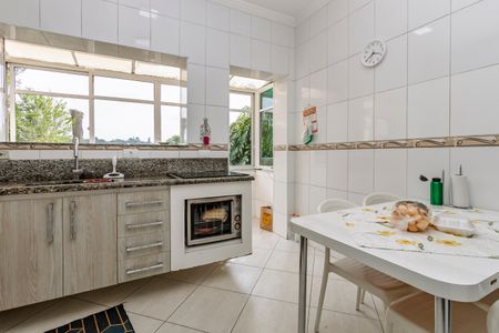 Casa à venda com 300m², 3 quartos e 2 vagasCozinha