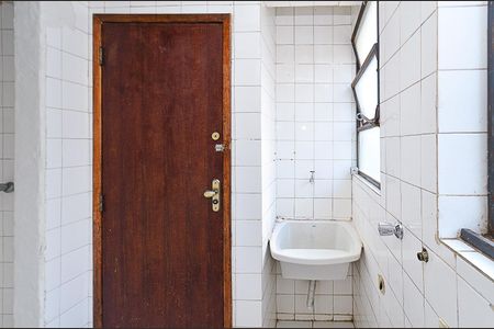 Apartamento para alugar com 79m², 3 quartos e 1 vagaÁrea de Serviço