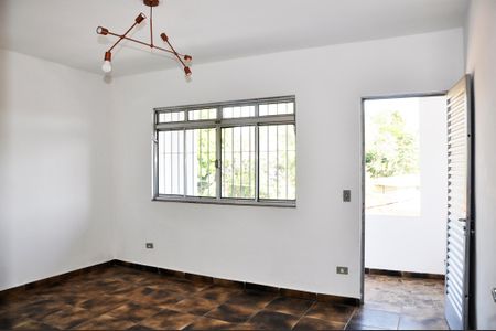 Casa para alugar com 190m², 2 quartos e 2 vagasQuarto 1