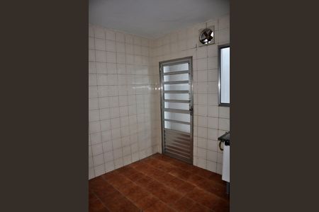 Casa para alugar com 190m², 2 quartos e 2 vagasCozinha