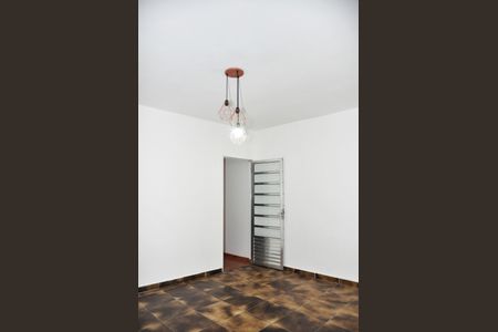 Casa para alugar com 190m², 2 quartos e 2 vagasSala