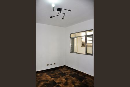 Casa para alugar com 190m², 2 quartos e 2 vagasQuarto 2