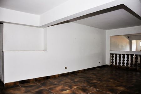 Casa para alugar com 190m², 2 quartos e 2 vagasMezanino