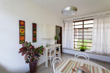 Apartamento à venda com 120m², 3 quartos e 2 vagas Apartamento à venda com 120m², 3 quartos e 2 vagasSala de Jantar