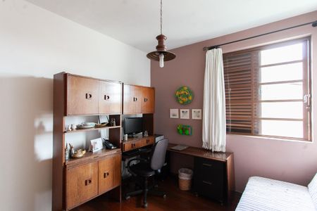 Apartamento à venda com 120m², 3 quartos e 2 vagasQuarto 2