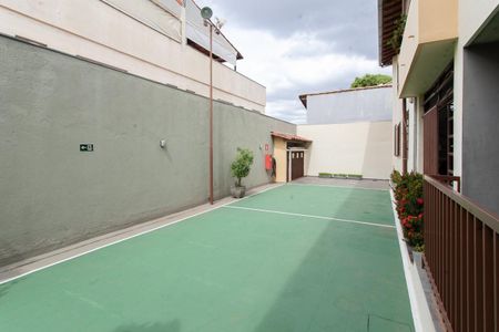 Apartamento à venda com 120m², 3 quartos e 2 vagas Apartamento à venda com 120m², 3 quartos e 2 vagasÁrea comum - Quadra