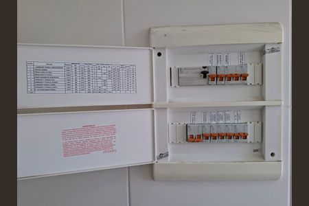 Apartamento à venda com 43m², 1 quarto e sem vaga Apartamento à venda com 43m², 1 quarto e sem vagaQuadro de luz