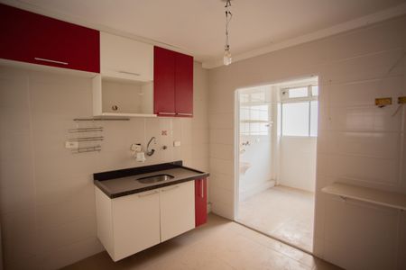 Apartamento à venda com 95m², 3 quartos e 2 vagasCOZINHA