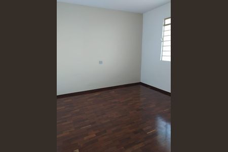 Casa à venda com 3 quartos, 440m² em Santa Cruz, Belo Horizonte