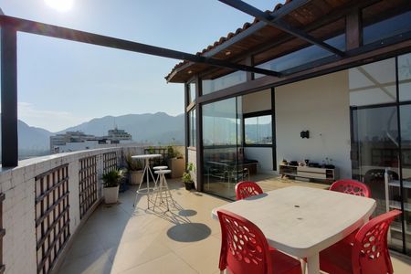 Apartamento à venda com 142m², 3 quartos e 2 vagas Apartamento à venda com 142m², 3 quartos e 2 vagasCobertura