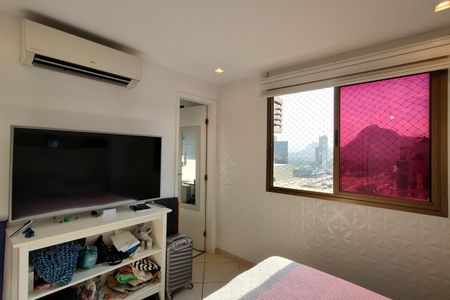 Apartamento à venda com 142m², 3 quartos e 2 vagas Apartamento à venda com 142m², 3 quartos e 2 vagasQuarto 2 - Suíte