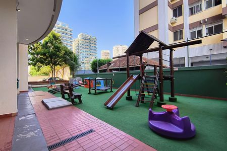 Apartamento à venda com 142m², 3 quartos e 2 vagas Apartamento à venda com 142m², 3 quartos e 2 vagasÁrea comum - Playground