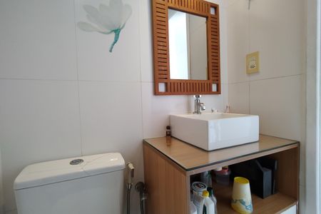 Apartamento à venda com 142m², 3 quartos e 2 vagas Apartamento à venda com 142m², 3 quartos e 2 vagasBanheiro Social 2