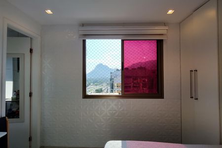 Apartamento à venda com 142m², 3 quartos e 2 vagas Apartamento à venda com 142m², 3 quartos e 2 vagasQuarto 2 - Suíte