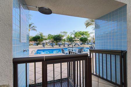 Apartamento à venda com 142m², 3 quartos e 2 vagas Apartamento à venda com 142m², 3 quartos e 2 vagasÁrea comum - Piscina