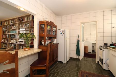 Apartamento à venda com 90m², 2 quartos e 1 vaga Apartamento à venda com 90m², 2 quartos e 1 vagaCozinha