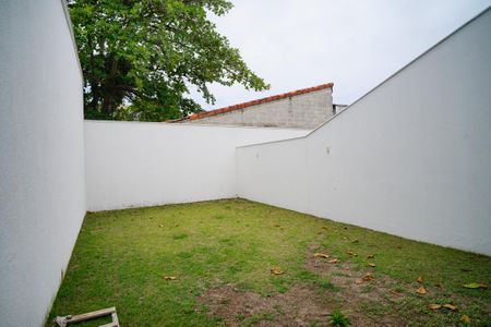 Casa à venda com 130m², 3 quartos e 2 vagas Casa à venda com 130m², 3 quartos e 2 vagasQuintal