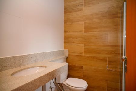 Casa à venda com 130m², 3 quartos e 2 vagas Casa à venda com 130m², 3 quartos e 2 vagasBanheiro 2