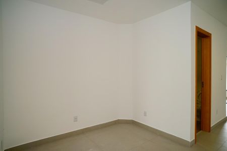 Casa à venda com 130m², 3 quartos e 2 vagas Casa à venda com 130m², 3 quartos e 2 vagasCozinha