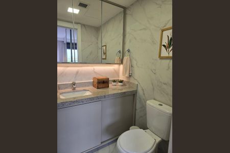 Banheiro  de apartamento à venda com 1 quarto, 49m² em Petrópolis, Porto Alegre