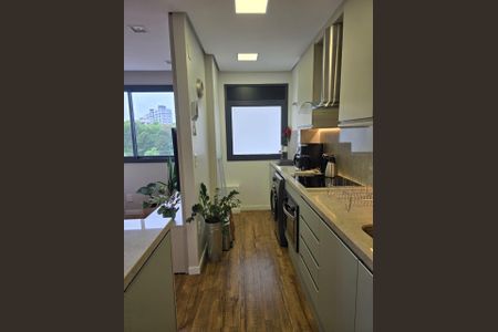 Cozinha de apartamento à venda com 1 quarto, 49m² em Petrópolis, Porto Alegre