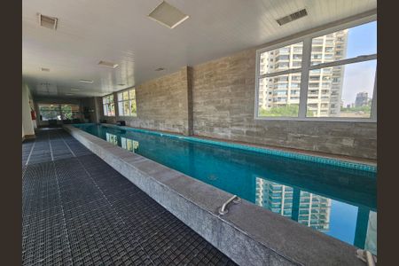 Apartamento à venda com 130m², 3 quartos e 3 vagas Apartamento à venda com 130m², 3 quartos e 3 vagasPiscina Coberta