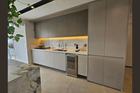 Cozinha de apartamento à venda com 3 quartos, 130m² em Vila Gertrudes, São Paulo